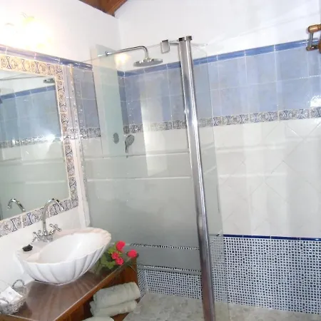 Cosy In 32 M² Pool דירה *