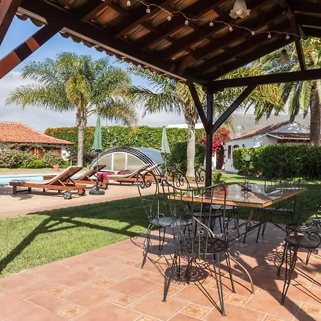 Cosy In San Cristóbal De La Laguna, 32 M², Pool.