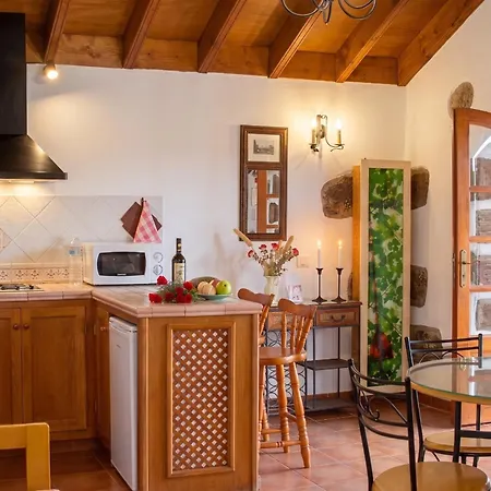 Apartamento Cosy In San Cristóbal De La Laguna, 32 M², Pool.