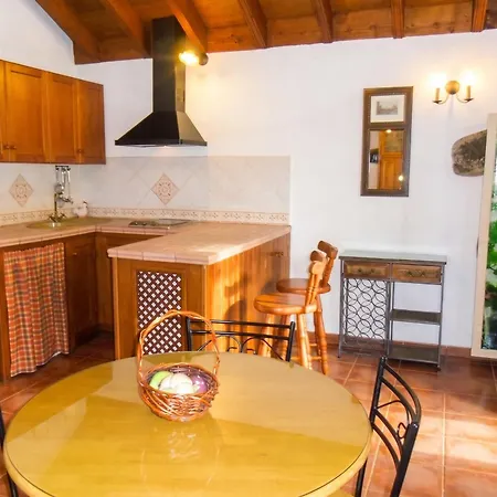 Apartamento Cosy In San Cristóbal De La Laguna, 32 M², Pool. *
